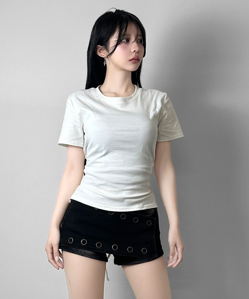 FOLLOWIN(フォロウィン)の「バックレースアップ 2WAYフィットTシャツ(Tシャツ/カットソー・レディース・グレー/ブラック/ホワイト・FREE)」の13枚目の写真