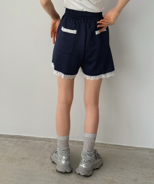 Jewelobe（ジュエローブ）の「レースデザインスウエットショートパンツ（スウェットパンツ・レディース・グレー/ネイビー・FREE）」の6枚目の写真