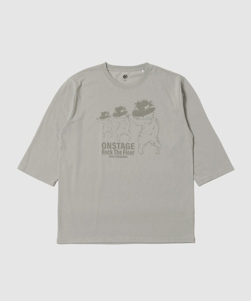 Mac-House(マックハウス)の「【T-GRAPHICS / ティーグラフィックス】シンプルプリント 7分袖Tシャツ(Tシャツ/カットソー・メンズ・チャコールグレー/ブルー/ブラック/グレー/ホワイト・M/L/XL/S)」の4枚目の写真