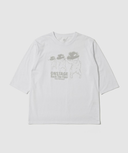 Mac-House(マックハウス)の「【T-GRAPHICS / ティーグラフィックス】シンプルプリント 7分袖Tシャツ(Tシャツ/カットソー・メンズ・チャコールグレー/ブルー/ブラック/グレー/ホワイト・M/L/XL/S)」の1枚目の写真