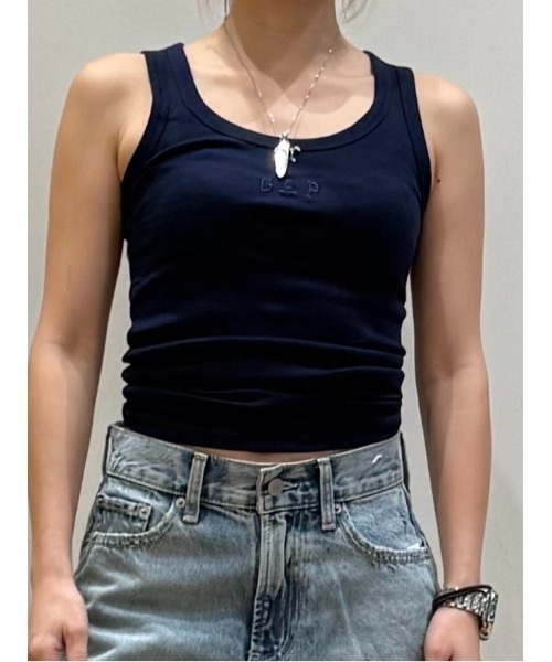 GAP（ギャップ）の「リブ GAPロゴ タンクトップ（タンクトップ・レディース・ネイビー/レッド/グリーン/ホワイト×ネイビー・S/M/L/XL/XS/XXS）」の11枚目の写真