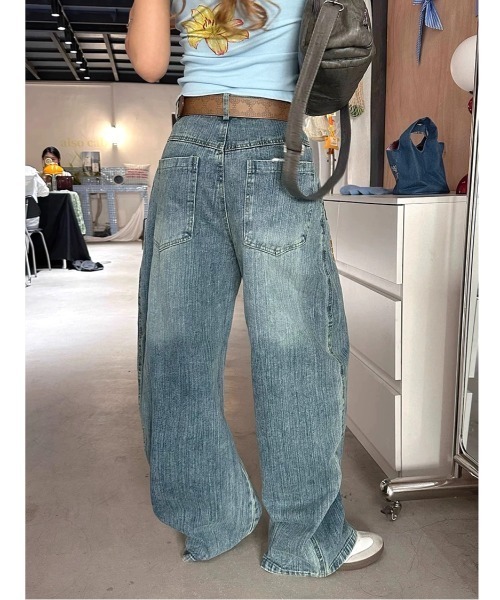SHEENA(シーナ)の「フラワー刺繍ロゴダメージデニムワイドパンツ(デニムパンツ・レディース・ブルー・S/M/L)」の7枚目の写真