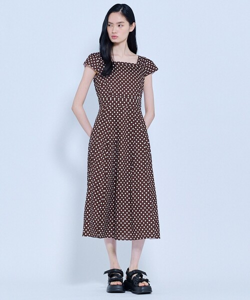TOCCA(トッカ)の「DOT WALTZ ドレス(ワンピース・レディース・ブラウン系5/ブルー系5・0/2/4/6)」の11枚目の写真