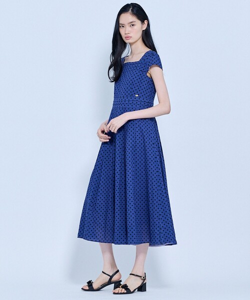 TOCCA(トッカ)の「DOT WALTZ ドレス(ワンピース・レディース・ブラウン系5/ブルー系5・0/2/4/6)」の15枚目の写真