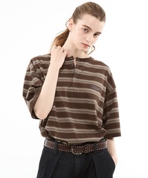 CODDERR（コーダー）の「【CODDERR】マルチボーダー ロゴ刺繍 リングスナップボタン ヘンリーネック 半袖Tシャツ（Tシャツ/カットソー）」