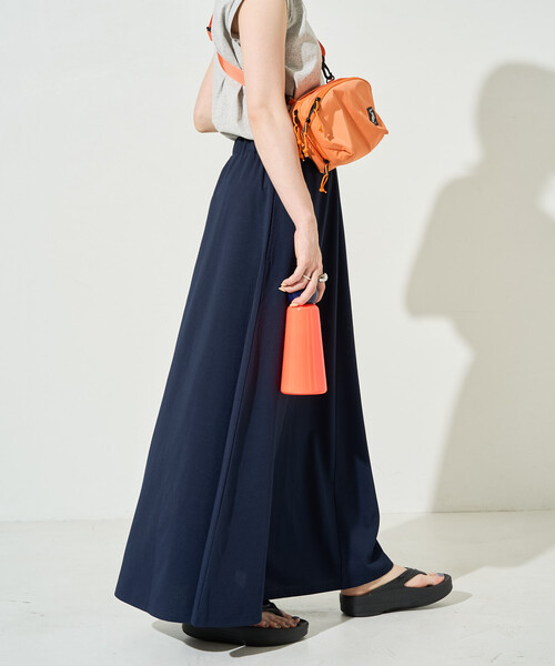 FREAK'S STORE(フリークスストア)の「限定展開 <吸水速乾・接触冷感・UVカット>FREAK'S STORE OUTDOORS DRYMIX(ドライミックス) マキシスカート(スカート・レディース・ブラック/チャコール/ベージュ/ネイビー・SMALL/MEDIUM)」の6枚目の写真