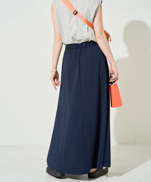 FREAK'S STORE(フリークスストア)の「限定展開 <吸水速乾・接触冷感・UVカット>FREAK'S STORE OUTDOORS DRYMIX(ドライミックス) マキシスカート(スカート・レディース・ブラック/チャコール/ベージュ/ネイビー・SMALL/MEDIUM)」の7枚目の写真