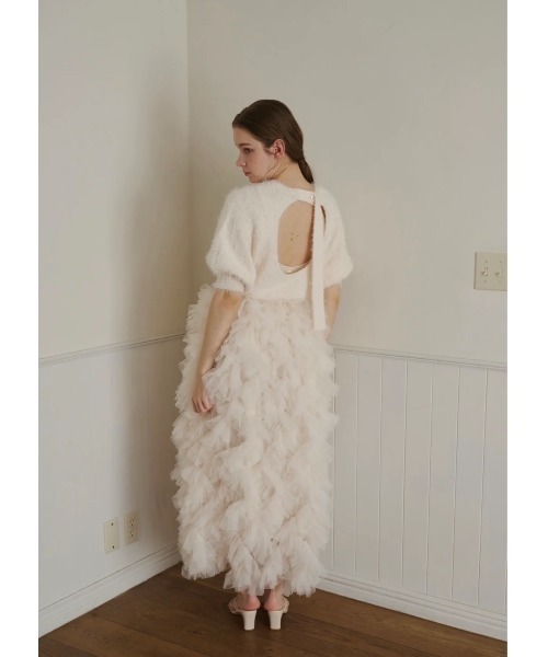 NOTREemor(ノートルエモア)の「ruffle tulle skirt(スカート・レディース・アイボリー/チャコールグレー・FREE)」の4枚目の写真