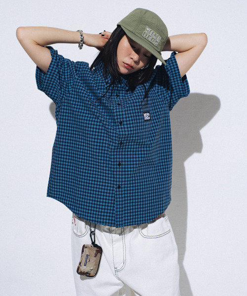 WKNDRS(ウィーキャンドース)の「GINGHAM CHECK SHIRT (BLUE)(Tシャツ/カットソー・レディース・その他・X-LARGE/SMALL/MEDIUM/LARGE)」の9枚目の写真
