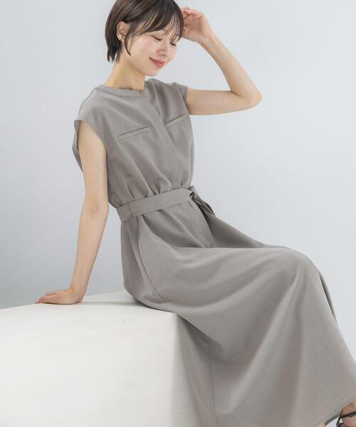 URBAN RESEARCH ROSSO WOMEN(アーバンリサーチ ロッソ)の「『UR TECH DRYLUXE』ポケットデザインワンピース(ワンピース・レディース・モカ/ネイビー/イエロー/チャコールグレー・FREE)」の1枚目の写真