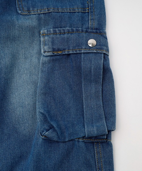 URBAN CHERRY(アーバンチェリー)の「ルーズサイドタックデニムカーゴパンツ(デニムパンツ・キッズ・ブラック/ブルー・110cm/120cm/130cm/140cm/150cm/160cm)」の6枚目の写真