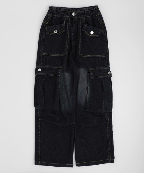 URBAN CHERRY(アーバンチェリー)の「ルーズサイドタックデニムカーゴパンツ(デニムパンツ・キッズ・ブラック/ブルー・110cm/120cm/130cm/140cm/150cm/160cm)」の11枚目の写真