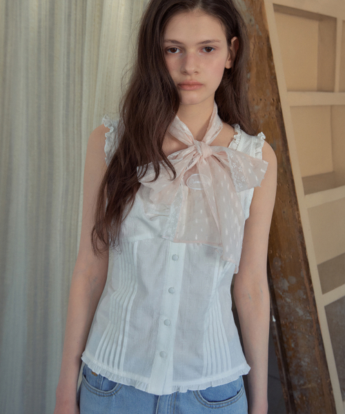 OURNOSTALGIA（アワー ノスタルジア）の「Melly Pintuck Sleeveless Blouse_Ivory(OB6BL04)（シャツ/ブラウス・レディース・アイボリー・SMALL/MEDIUM）」の4枚目の写真
