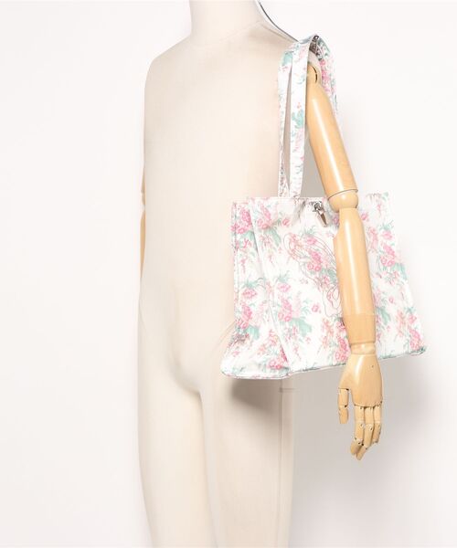 ANNA SUI(アナスイ)の「【LILY BROWN×ANNA SUI】バリエーショントートバッグ(トートバッグ・レディース・ブルー/アイボリー/パープル・FREE)」の21枚目の写真