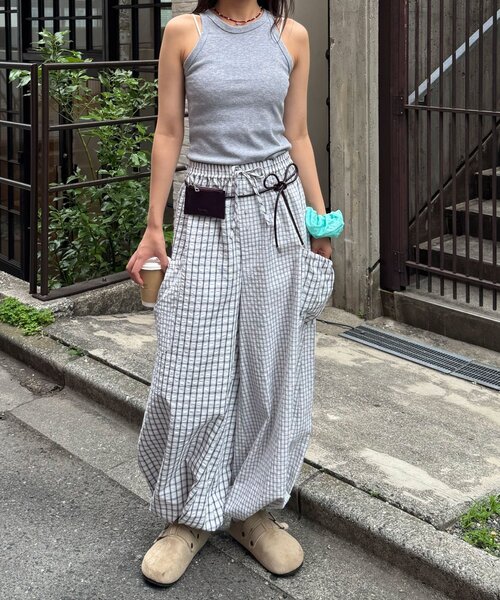 CIAOPANIC(チャオパニック)の「チェックバルーンイージーパンツ(その他パンツ・レディース・ホワイト/グリーン/ピンク/サックスブルー・ONE SIZE)」の8枚目の写真