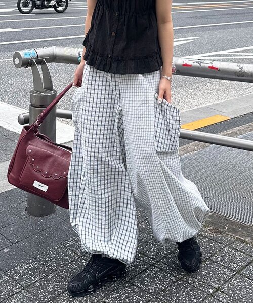 CIAOPANIC(チャオパニック)の「チェックバルーンイージーパンツ(その他パンツ・レディース・ホワイト/グリーン/ピンク/サックスブルー・ONE SIZE)」の10枚目の写真