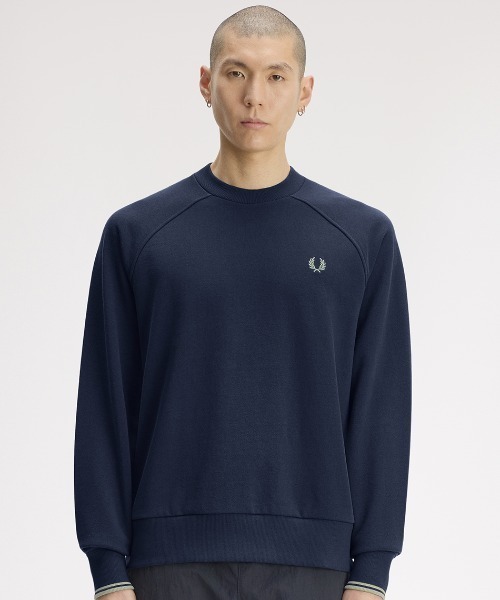 FRED PERRY（フレッドペリー）の「Tipped Crew Neck Sweatshirt／ティップドクルーネックスウェット（スウェット・メンズ・ダークネイビー/ベージュ/カーキ・XL/L/M/S）」の6枚目の写真