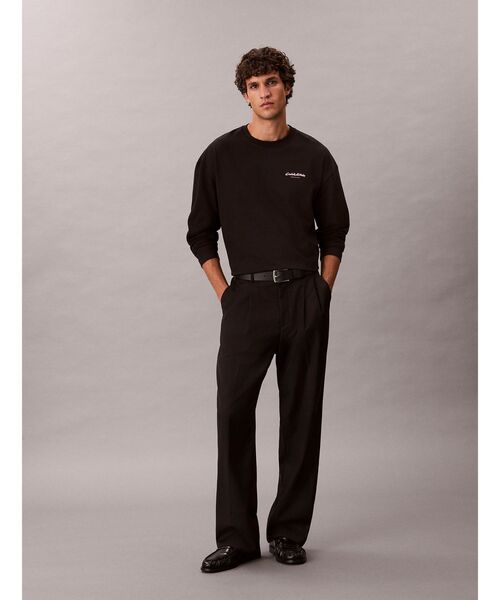 Calvin Klein(カルバン・クライン)の「長袖Tシャツ - グラフィックロゴオーバーサイズロングスリーブTシャツ(Tシャツ/カットソー・メンズ・アイボリー・S/M/L)」の17枚目の写真