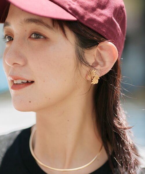 RIVE DROITE（リヴドロワ）の「予約【ほど良い存在感】2wayチョーカー（チョーカー・レディース・シルバー/ゴールド・FREE）」の5枚目の写真