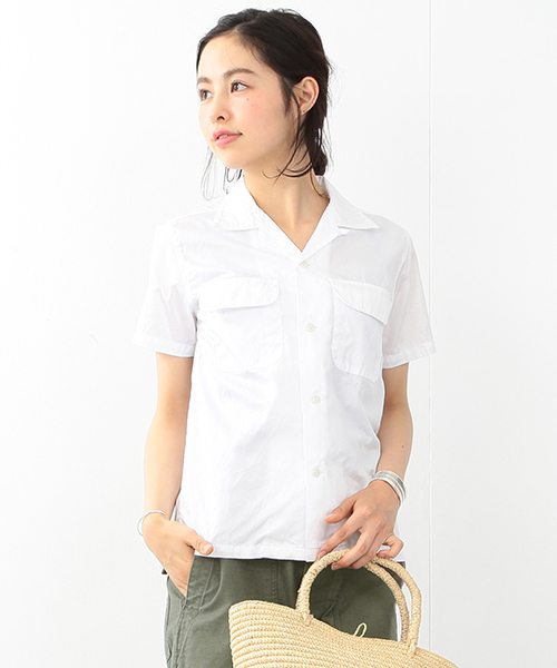 BEAMS BOY(ビームスボーイ)の「▲【FUDGE5月号掲載】BEAMS BOY / スイスコットン ムジ 開襟ショートスリーブ(シャツ/ブラウス・レディース・ホワイト/ネイビー・ONE SIZE)」の1枚目の写真