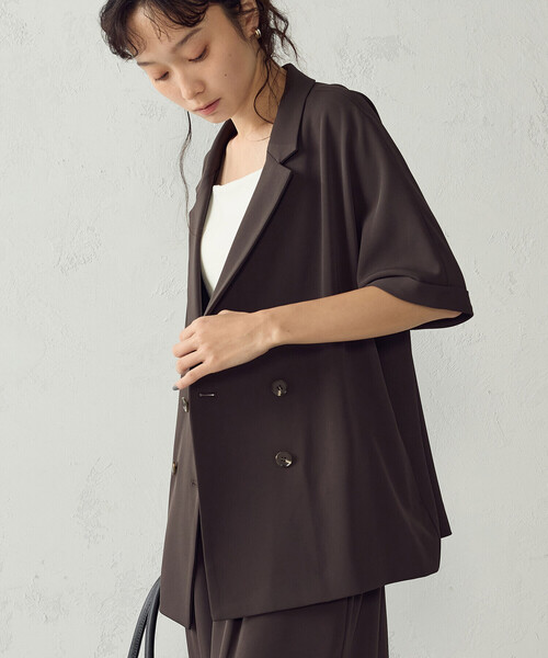COMME CA ISM(コムサイズム)の「【UVカット・吸水速乾・接触冷感】半袖シャツジャケット/セットアップ対応(テーラードジャケット・レディース・ベージュ/モカ・FREE)」の16枚目の写真