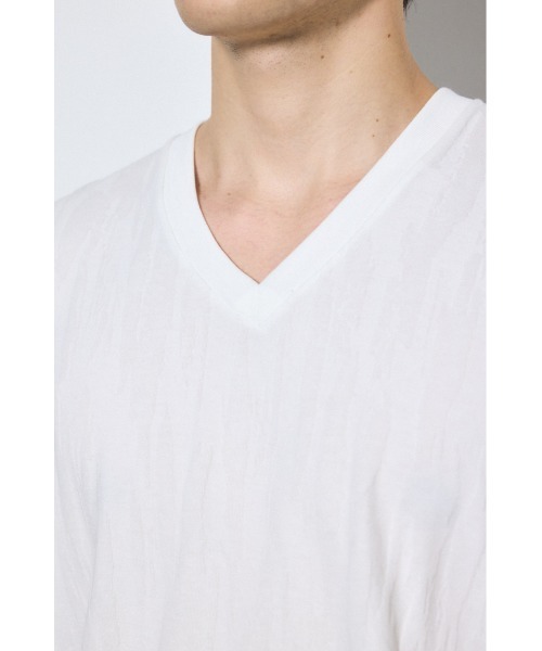 AZUL by moussy(アズールバイマウジー)の「シャドーウェーブV/N半袖トップス 夏服 インナー Tシャツ(Tシャツ/カットソー・メンズ・ホワイト/ブラック/グレー・MEDIUM/LARGE)」の9枚目の写真