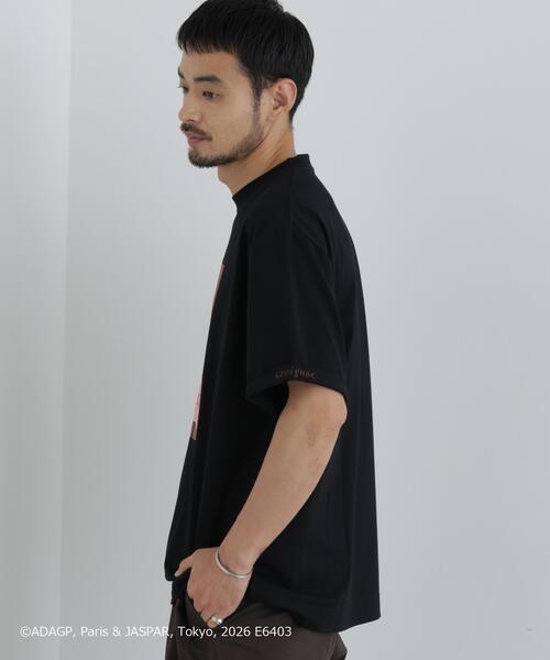 NANO universe(ナノユニバース)の「「OtoNANO」×SAVIGNAC プリントTシャツ(Tシャツ/カットソー・メンズ・ホワイト/ブラック/グレー/ブラウン・L/M)」の8枚目の写真