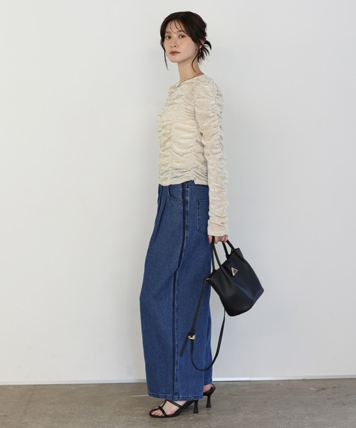 shetila(シェティラ)の「くしゅくしゅ シャーリング ベロア シアートップス(Tシャツ/カットソー・レディース・グレー/オリーブ/アイボリー・FREE)」の11枚目の写真
