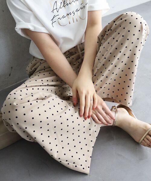 le.coeur blanc(ルクールブラン)の「《WEB限定》フロッキードットイージーパンツ(その他パンツ・レディース・ブラック/グレー/ベージュ・38)」の16枚目の写真