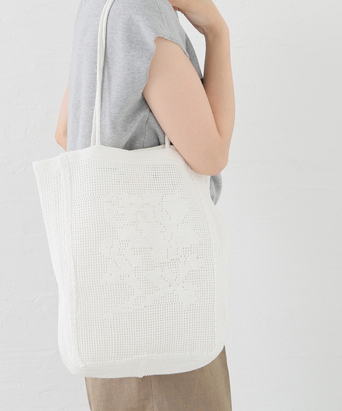 Nananita(ナナニータ)の「NANANITA/ナナニータ ROSE CROCHET BAG バッグ(ハンドバッグ・レディース・ブラック/アイボリー・FREE)」の7枚目の写真