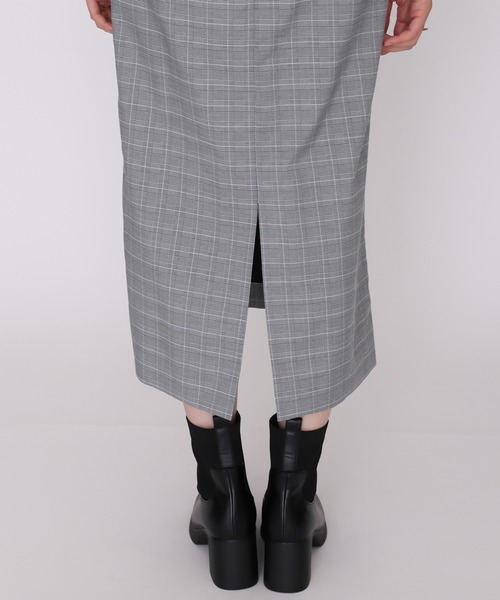 MISCH MASCH(ミッシュマッシュ)の「2026秋冬新作 バルーンフリルキャミワンピース(ワンピース・レディース・ベージュ/ブラウン/ブラック×ホワイト・S/M)」の9枚目の写真