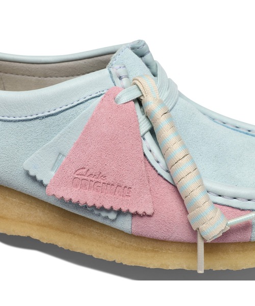 Clarks(クラークス)の「WALLABEE. PALE BLUE STRIPE(スニーカー・レディース・マルチ・23.5cm/24.0cm/24.5cm)」の2枚目の写真
