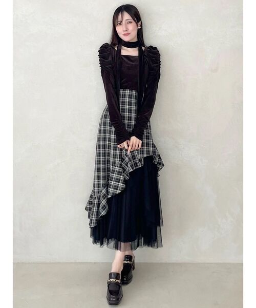 MERCURYDUO(マーキュリーデュオ)の「シアーベロアパワショルチョーカートップス(Tシャツ/カットソー・レディース・ブラウン/ブラック・FREE)」の13枚目の写真