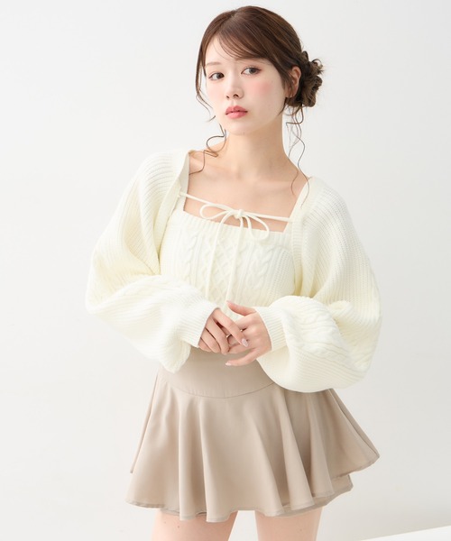 INGNI(イング)の「【WEB限定】ケーブルボレロニット+キャミアンサンブル(アンサンブル・レディース・ブラック/グレー/ピンク/アイボリー・M)」の2枚目の写真