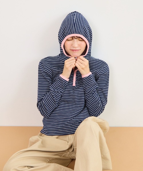 ABYS(アビス)の「ヘンリーネックフーディートップス/長袖(Tシャツ/カットソー・レディース・グレー/ネイビー・FREE)」の4枚目の写真