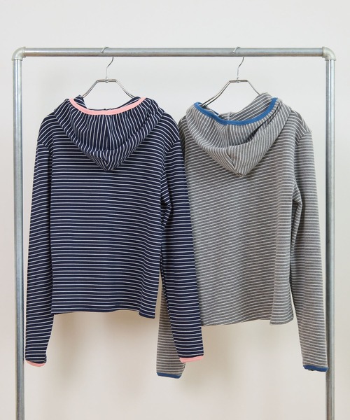 ABYS(アビス)の「ヘンリーネックフーディートップス/長袖(Tシャツ/カットソー・レディース・グレー/ネイビー・FREE)」の14枚目の写真