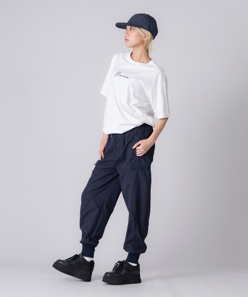 rehacer(レアセル)の「rehacer : Technical Jogger Pants / テクニカル ジョガー パンツ(その他パンツ・レディース・ブラック/カーキ・SMALL)」の18枚目の写真