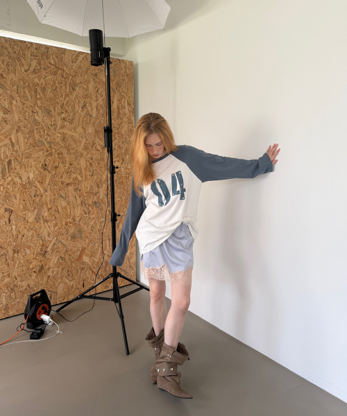 ASURA（アスラ）の「COLLECTING 04 LOOSE RAGLAN T (VINTAGE IVORY+BLUE)（Tシャツ/カットソー・レディース・その他・OS）」の3枚目の写真