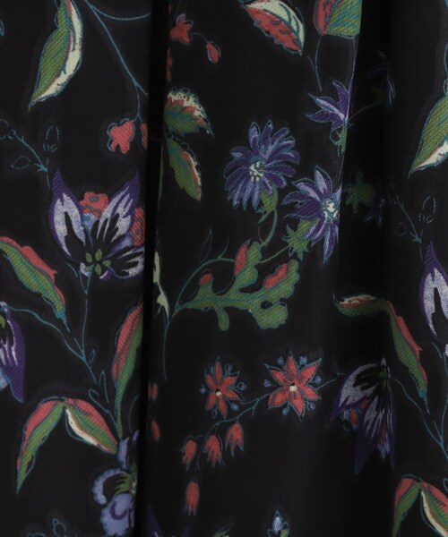 LAURA ASHLEY(ローラアシュレイ)の「【洗える/ウエストゴム仕様/カラー&無地展開あり】アーシャ柄 ジャカードスカート(スカート・レディース・ワイン系1/ブラック/ブラック系・40/38)」の11枚目の写真