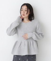 フォルムペプラムニット