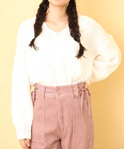 OLIVE des OLIVE（オリーブデオリーブ）の「★抜け衿ケーブルプルオーバー（ニット/セーター・レディース・ラベンダー/オフホワイト/ブラック/サックスブルー・FREE）」の12枚目の写真