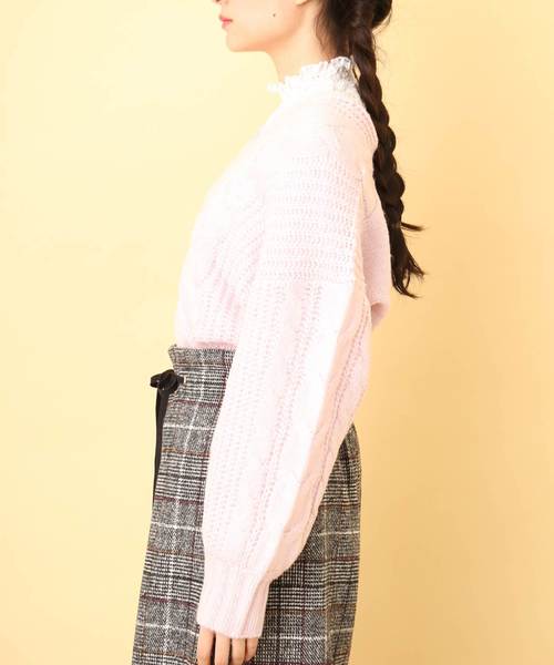 OLIVE des OLIVE（オリーブデオリーブ）の「★抜け衿ケーブルプルオーバー（ニット/セーター・レディース・ラベンダー/オフホワイト/ブラック/サックスブルー・FREE）」の10枚目の写真
