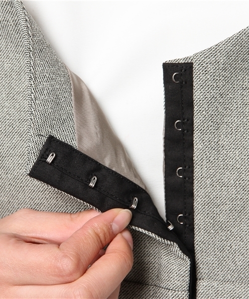 ADAM ET ROPE'（アダムエロペ）の「シャンブレービスチェ（その他トップス・レディース・カーキ・FREE）」の7枚目の写真