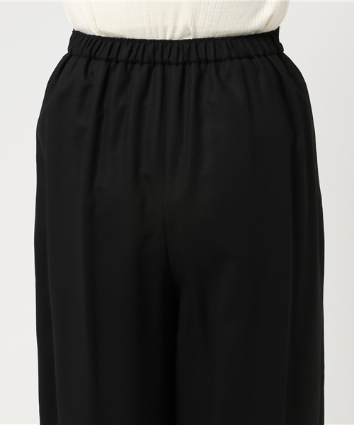 ENFOLD（エンフォルド）の「ハイツイストツイル クロップドTR（その他パンツ・レディース・ホワイト/ブラック・38/36）」の7枚目の写真