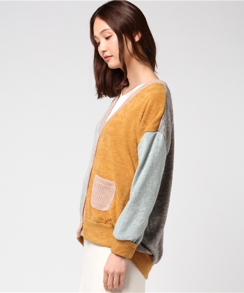 POU DOU DOU(プードゥドゥ)の「ニットソーカラーブロックゆるカーディガン(カーディガン/ボレロ・レディース・ピンク/ブルー/グレー・3)」の9枚目の写真