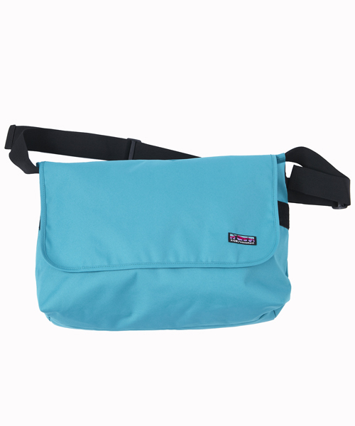 X-girl（エックスガール）の「BASIC MESSANGER BAG（メッセンジャーバッグ・レディース・マルチ/ブラック/ピンク/グリーン/ネイビー・ONE SIZE）」の3枚目の写真