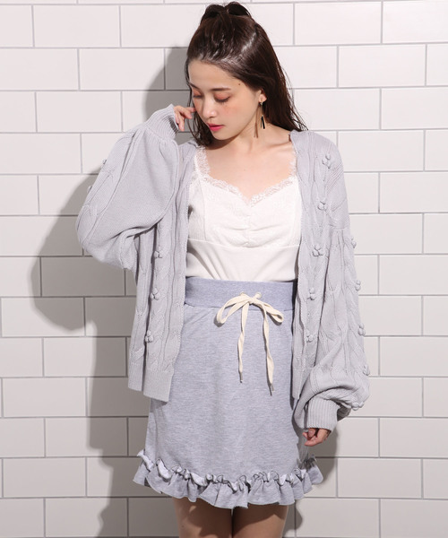 one after another NICE CLAUP(ワンアフターアナザーナイスクラップ)の「ポコポコカーディガン(カーディガン/ボレロ・レディース・オフホワイト/ブラック/レッド/ライトグレー・FREE)」の4枚目の写真