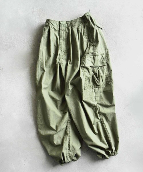 kha:ki（カーキ）の「「KHA:KI/カーキ」2タックBDUミリタリーカーゴパンツ（カーゴパンツ・レディース・ブラック/カーキ・1/2）」の20枚目の写真