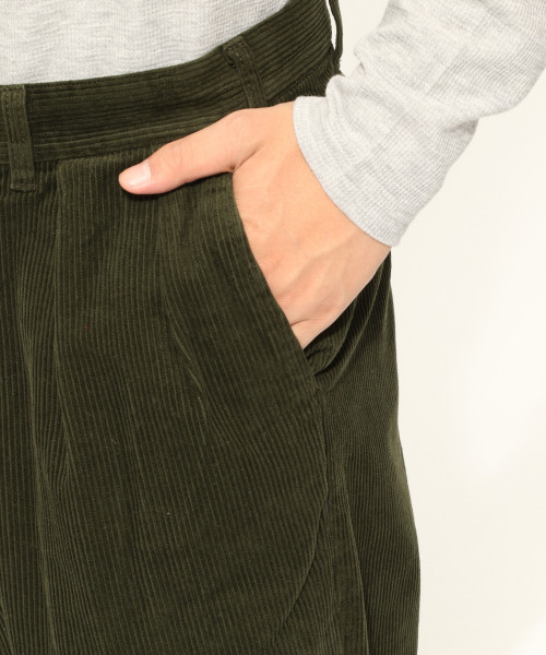 LAKOLE（ラコレ）の「【撥水】ロータスコーデュロイワイドパンツ / LAKOLE（その他パンツ・メンズ・ブラック/グリーン/サンドグレー/ボルドー/アイボリー・SMALL/LARGE/MEDIUM）」の18枚目の写真