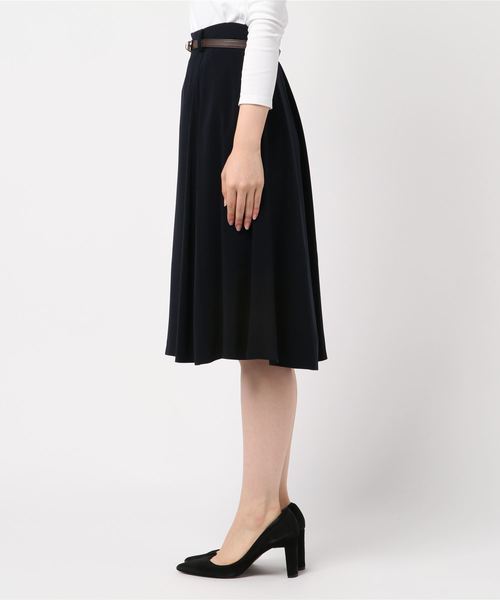 Rewde（ルゥデ）の「ﾍﾞﾙﾄ付ﾌﾚｱｽｶｰﾄ（8R10-09047）（スカート・レディース・ネイビー/イエロー/キャメル・S/L/M）」の4枚目の写真